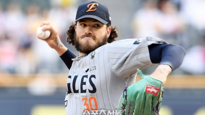 독수리 vs 사자, 18년 만에 만났다…그래서 첫 대결 선발 누구야? [SS포커스]