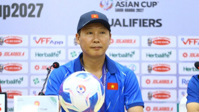 동남아서 부는 한국 바람… 베트남 김상식·라오스 하혁준 감독의 선전