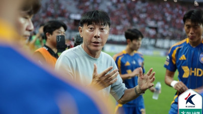 신태용 감독 따돌린 고참은 누군가… 재점화 된 울산HD 사태