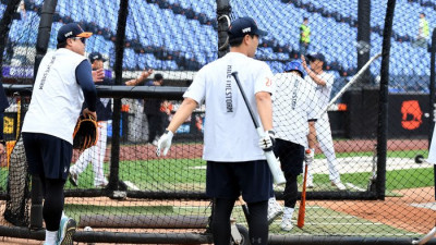 손아섭 “새 팀에서 PS, 색다르네요”…‘13일 휴식→체력 완충’ 한화 선수들, 경쾌한 몸놀림 [PO1]