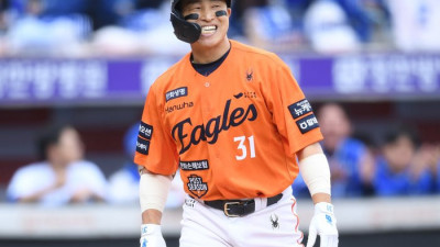 [포토] 손아섭 ‘삼진을 당하다니’