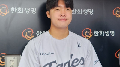 광속구 루키 정우주의 첫 가을 나들이 “배짱 있게, 열정적으로”