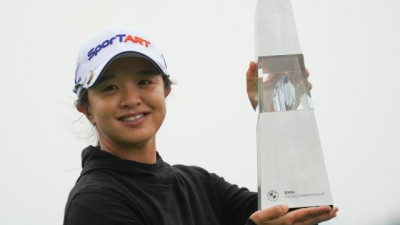 김세영, 안방서 5년 만에 LPGA 투어 우승…BMW 챔피언십 정상