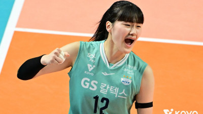 승리 미소 속에 지우지 못한 안타까움… GS칼텍스 이주아, 무릎 십자인대 파열로 시즌 아웃