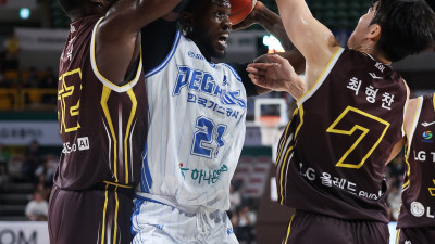 아 골밑 어쩌면 좋으리오… 한국가스공사 개막 7연패 늪