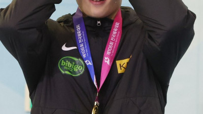 中쑨양 자유형 200m 아시아 기록, 황선우가 넘었다…눈물터진 감격의 레이스 “인생에서 손꼽을 만큼 행복한 순간”