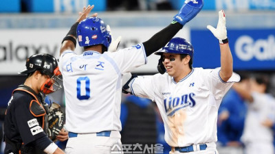 ‘말 그대로 영웅이다’ 삼성 김영웅, 연타석 스리런 ‘대폭발’→벼랑 끝에서 삼성 구했다 [PO4 스타]