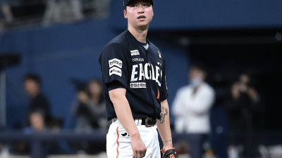 사라진 ‘78억팔’ 끝내 반등 못한 엄상백, 한화 KS 엔트리 탈락···불펜 김종수-윤산흠 합류