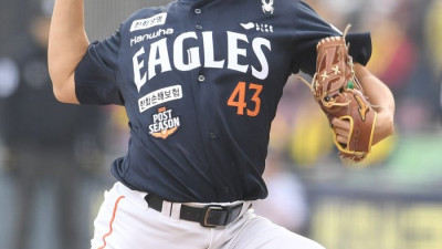 [포토]한화 정우주의 역투