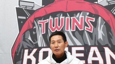 [포토] 염경엽 감독 ‘KS 2차전도 잡는다’