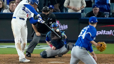 월드시리즈 3차전 연장 18회 혈투를 끝낸 건 프리먼의 끝내기 홈런포였다… 오타니는 2홈런 포함 4타수 4안타 5볼넷으로 9출루 신기록 작성