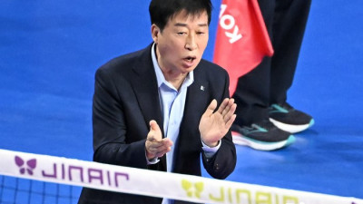 “육서영·킨켈라 리시브 흔들어야” 김종민 감독 예고에…김호철 감독 “오늘은 같은 라인업으로 쭉 가고 싶다”[현장인터뷰]