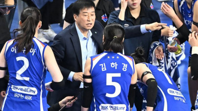 패배 속 비보 알린 김호철 감독 “이소영 어깨 삐끗, 시간 걸릴 듯”[현장인터뷰]