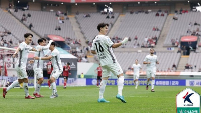 완벽한 전반전과 그렇지 못한 후반전…강원의 경기 기복, 원인이 무엇인가[SS포커스]