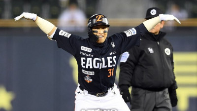 “첫 타석 때 ‘그분’ 오시길”…‘2패’ 위기의 한화, ‘베테랑’ 손아섭의 책임감 “내가 분발해야” [KS3]