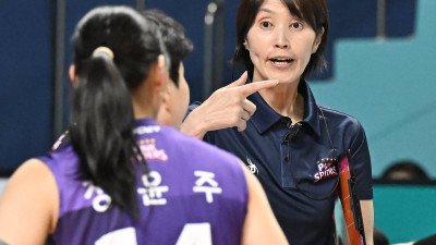 흥국생명의 아쉬운 3연패… 요시하라 “블로킹·수비 우왕좌왕”