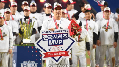 “20년차에 이런 날이” MVP 김현수 웃었다…다음 목표는? “반지 2개 이상 더 낀다!” [LG우승]