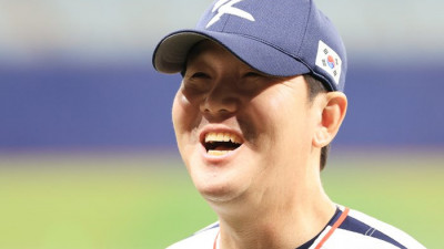 “체코전 김영웅 3루수-최재훈 선발 포수 결정” 쟁쟁한 경쟁 속 이들 ‘주전’ 선점?→알고 보니 이유 있었다 [SS고척in]