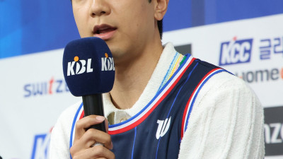 마침내 부상 털어낸 허훈, 친정팀 KT 상대로 KCC 데뷔전