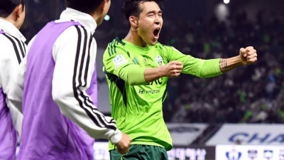 [포토]포효하는 전북 송민규