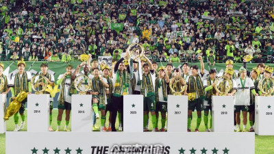 [포토]전북 현대, 10번째 우승이다!