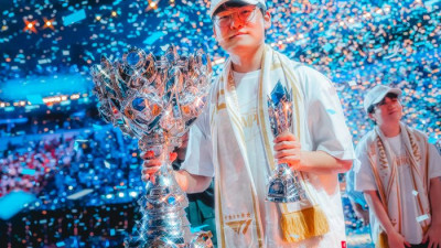 T1 ‘구마유시’, 결승전 MVP! “나는 세계 최고의 원딜이다” [SS롤드컵 MVP]