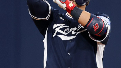 “포인트 살짝 늦어도 된다” 한동희 ‘역발상’, 핵심은 ‘몸통 회전’…이대호도 “좋아졌다” 칭찬 [SS도쿄in]