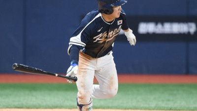 “안타 하나 치려고 집중하는데” 도둑맞은 문현빈, ‘함량 미달’ ML 심판에게 남긴 말 [SS도쿄in]