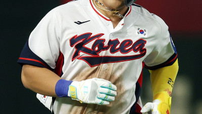 KT를 넘어 한국(K)의 ‘케릴라’로 발돋움하나… 국제무대 데뷔한 안현민, 도쿄돔을 이틀 연속 넘기며 눈도장 ‘쾅’