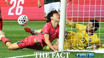 [이슈클립] '이재성 충돌 전 머리 막아준' 볼리비아 골키퍼, SNS에 칭찬 릴레이 구해줘서 고마워 (영상)