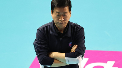 “팀 변화의 계기 되길” IBK기업은행 김호철 감독, 자진사퇴