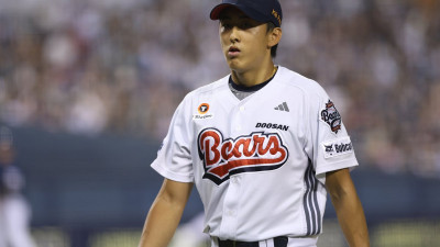 “수술로 가닥” 두산 제환유 팔꿈치 부상 이탈… 수장도 탄식