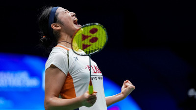 호주오픈 우승컵 품은 안세영이 새긴 ‘V10’… BWF 단일 시즌 여자단식 최다 우승 신기록