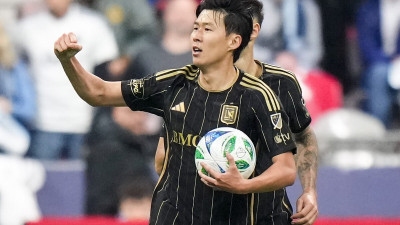 손흥민의 가을축구 끝, PO 8강전서 고배…13경기 12골 4도움으로 MLS 데뷔 시즌 마침표