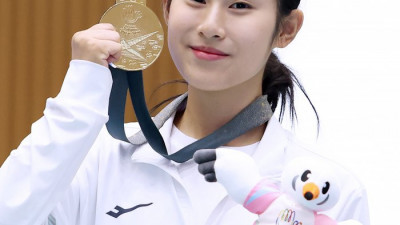 태권도 정혜근-볼링 이찬미·허선실 金!…2025 도쿄 데플림픽, 하루에 금2-은2-동2 추가