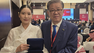 女 에페 간판 스타 송세라, 국제펜싱연맹총회서 랭킹 1위 수상… 시즌 6회 입상 쾌거
