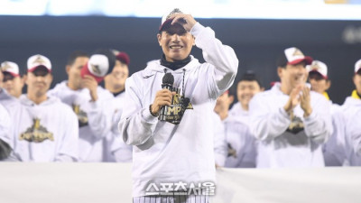 한국체육기자연맹 선정 올해의 지도자-선수에 염경엽 감독·김연경