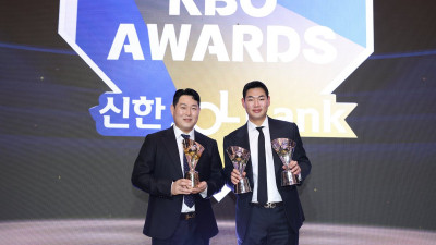 두목곰 양의지 ‘포수 최초 2회 타격왕’ 새역사… 홍성호는 퓨처스 2관왕