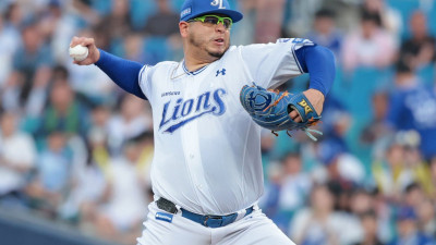 2년 연속 가을야구로 암흑기 벗어난 삼성, 2026시즌 투타 핵심 자원 붙잡았다…후라도 170만달러, 디아즈 160만달러에 재계약 완료