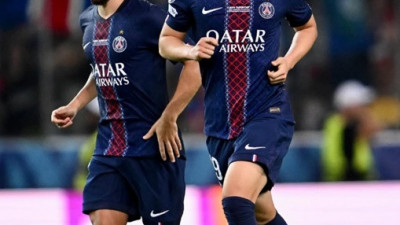 '황금 왼발' 이강인, 또 토트넘 울렸다...PSG 5-3 극적 勝