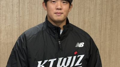 모든 부모가 좋아할 표본 선수→‘책’ 꾸준히 읽고, “홈런 40개 칠 것” 역대급 포부까지! KT에 지성 갖춘 거포가 나타났다 [SS수원in]