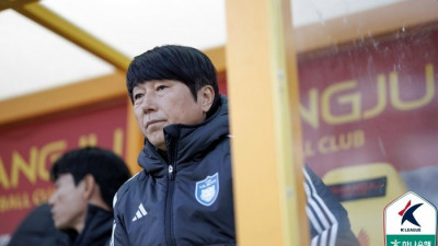 ‘벼랑 끝 승부’ 노상래 “허율 기용 이유? 팀으로 해야 해서”vs김정수 “승점 1 따는 게 어려워, 내려서지 않을 것” [현장 코멘트]