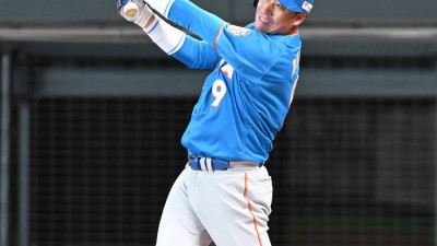 日레전드 상대 3안타 폭발, 적토마 이병규 “MVP 솔직히 아쉽지만, 그래도 행복해”