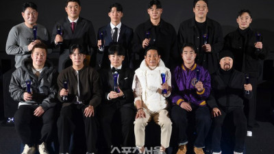 ‘2025 올해의 상’ 영광의 수상자들 [올해의 상]