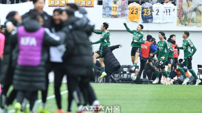[포토]이동준의 골로 앞서 나가는 전북