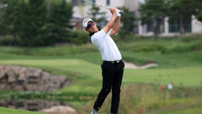 일본투어 통산 3승 노리던 ‘어린왕자’ 송영한, 최종일 보기 남발 공동 4위