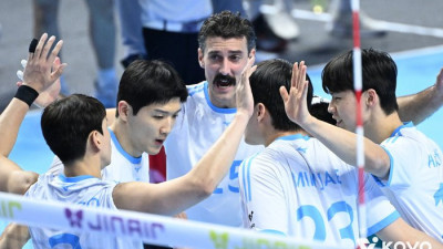 14시즌만 10연승, 2위와 8점 차…‘독주’ 체제 갖춘 대한항공, 막을 팀이 안 보인다