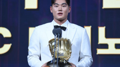 “감독님 한마디 덕분에” 올해 최고 유격수 반열 오른 NC 김주원의 비결→‘힙힌지’가 대박 만들어냈다 [SS집중분석]