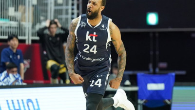 ‘외국인 듀오 대폭발’ KT, 정관장 잡고 2연패 탈출…5할 승률 회복 [SS리뷰]