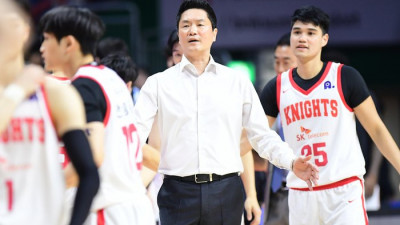 “대표팀에서 중국 이긴 느낌(웃음)” 연패+주축 부상에도 1위 LG 꺾은 SK, 전희철 감독도 선수들에게 ‘고마움’ [SS현장]